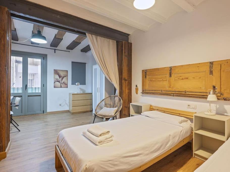Ramblas, Comfort In Bcn For 8 Persons Barcelone