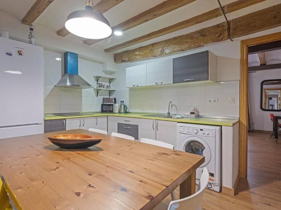 Appartement Ramblas, Comfort In Bcn For 8 Persons