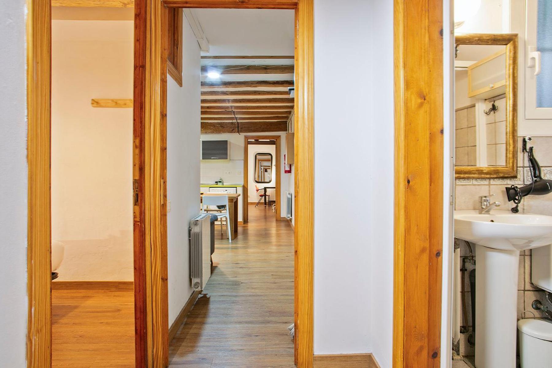 Appartement Ramblas, Comfort In Bcn For 8 Persons *