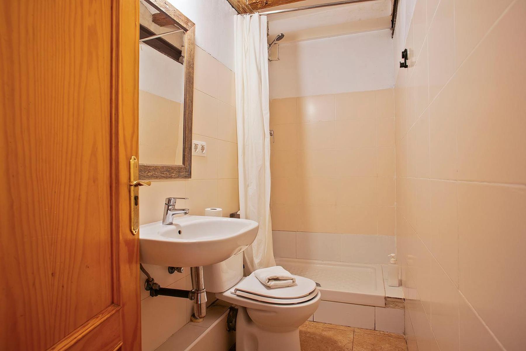 Appartement Ramblas, Comfort In Bcn For 8 Persons *